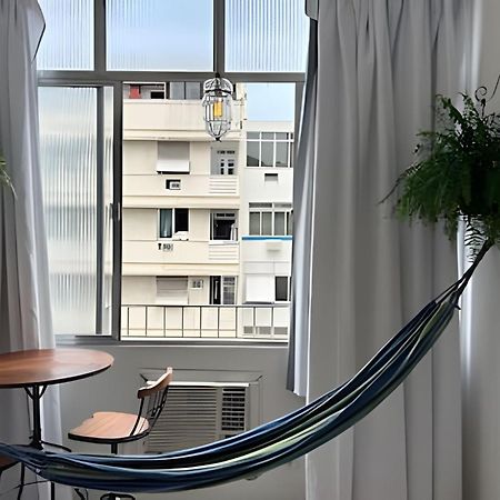 Apartamento Em Copacabana A 100 Metros Da Praia Рио де Жанейро Екстериор снимка